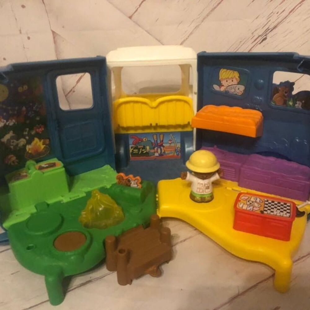 Fisher Price Little People Songs and Sounds Camper RV Motor Home retired discont